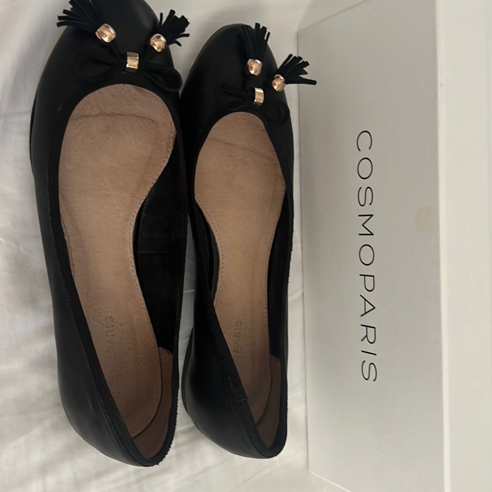 Cosmo Paris Black Leather Flats